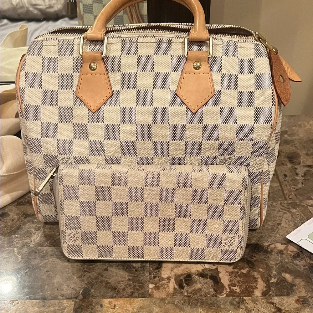 Louis Vuitton Speedy 25 - Picture 15 of 17